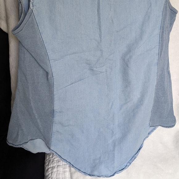 Cavalini Sleeveless Denim Button Down Shirt, M Blue - Picture 3 of 7